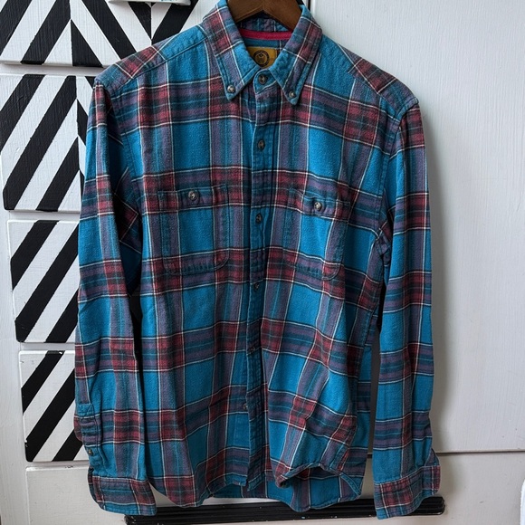 Casual Blue and Red Plaid Button-Down Shirt - Picture 1 of 4